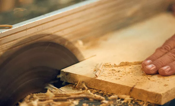 Convaincre un client de rénover ses façades de cuisine : l'argumentaire complet pour les professionnels