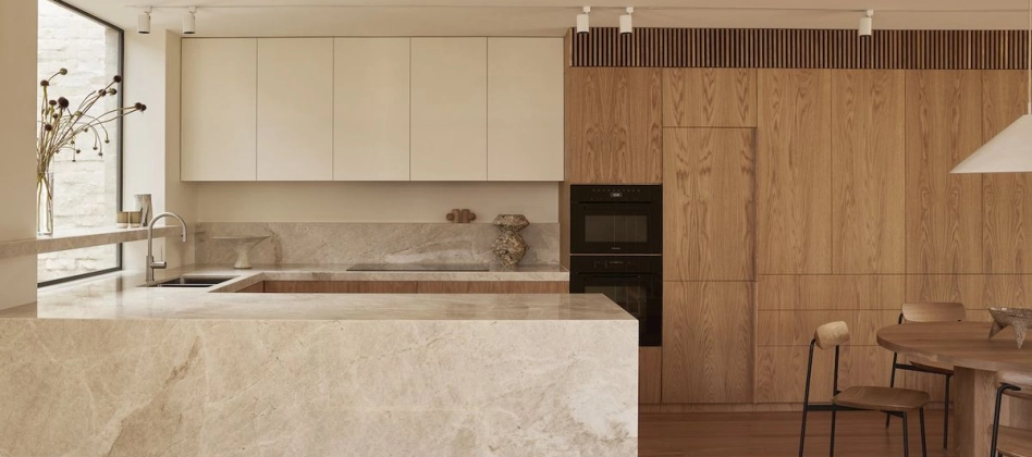 Façades de cuisine 2026 : quelles tendances vont redéfinir votre intérieur ?